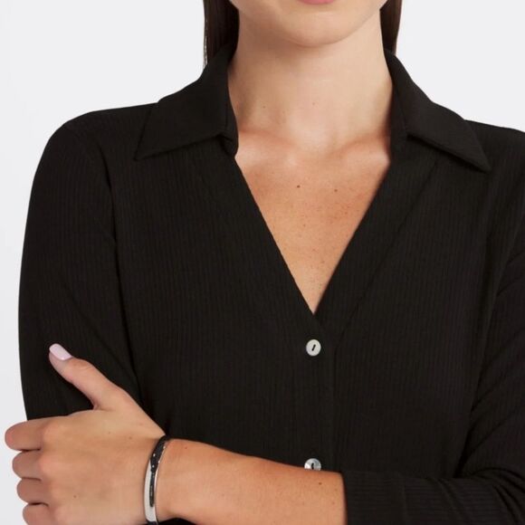 NWT Beacon Apparel Black Top with mother of pearl buttons Large - Picture 2 of 11